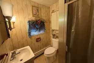 727 Thompson St, Turtle Creek, PA 15145 - Photo 9