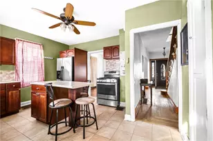 256 Smithfield St, Canonsburg, PA 15317 - Photo 7