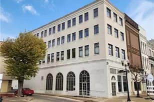 19 E Washington St, New Castle, PA 16101 - Photo 1