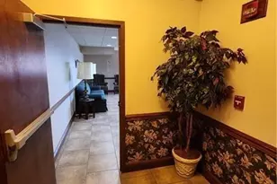 19 E Washington St, New Castle, PA 16101 - Photo 9