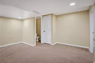 106 Valley Hi Dr, Ross Twp, PA 15229 - Photo 33