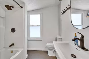 213 Maplewood Ave, Vanport, PA 15009 - Photo 13