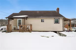 725 3rd Ave, Sutersville, PA 15083 - Photo 5