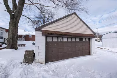 801 Vine St, Liberty Boro, PA 15133 - Photo 29