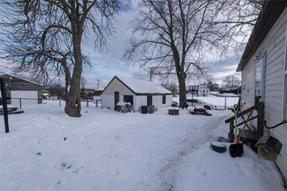 801 Vine St, Liberty Boro, PA 15133 - Photo 27