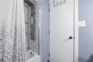 1044 Wall Ave, Pitcairn, PA 15140 - Photo 27