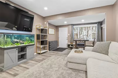 1044 Wall Ave, Pitcairn, PA 15140 - Photo 3