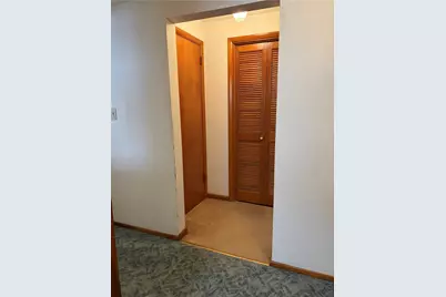 863 Scenery Dr, Elizabeth Twp/Boro, PA 15037 - Photo 9