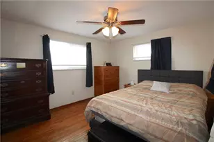 5877 Pleasant St, South Park, PA 15129 - Photo 25