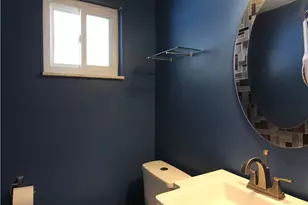 5877 Pleasant St, South Park, PA 15129 - Photo 27