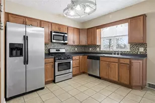 2129 Admiral, Aliquippa, PA 15001 - Photo 11