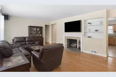 2129 Admiral, Aliquippa, PA 15001 - Photo 3