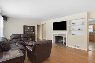 2129 Admiral, Aliquippa, PA 15001 - Photo 3