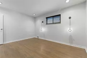 2219 Hill Rd, South Heights, PA 15081 - Photo 13