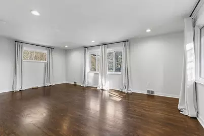 2219 Hill Rd, South Heights, PA 15081 - Photo 9