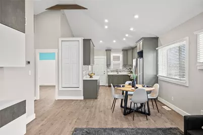 2652 Ivyglen St, Pittsburgh, PA 15227 - Photo 5