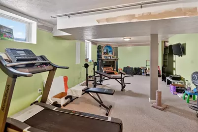 168 Firenze Dr, Oakdale, PA 15071 - Photo 35