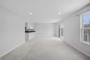 3204 Canterbury, North Fayette, PA 15126 - Photo 5