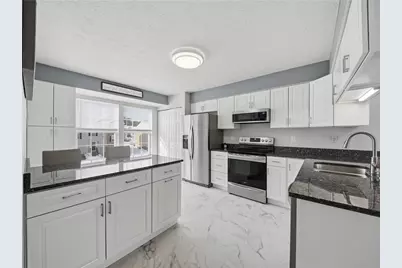 3204 Canterbury, North Fayette, PA 15126 - Photo 9