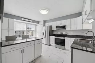 3204 Canterbury, North Fayette, PA 15126 - Photo 9