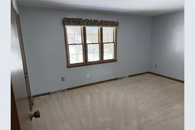 12 Hennig Dr, Pittsburgh, PA 15236 - Photo 31