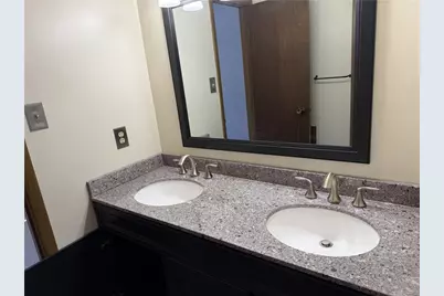 12 Hennig Dr, Pittsburgh, PA 15236 - Photo 37