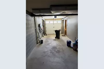 12 Hennig Dr, Pittsburgh, PA 15236 - Photo 5