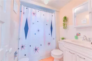 324 Lafferty St, Jeannette, PA 15644 - Photo 15