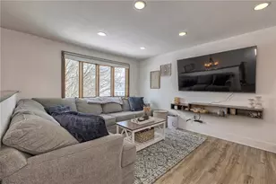 114 McMahon Dr, Penn Twp, PA 15665 - Photo 5