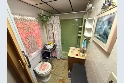 824 King St, Worth Boro, PA 16262 - Photo 9