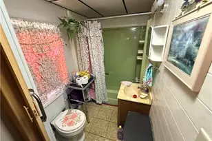 824 King St, Worth Boro, PA 16262 - Photo 9