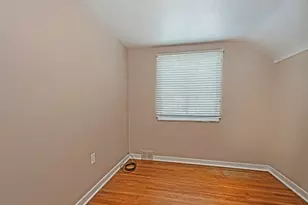 438 Sleepy Hollow Rd, Pittsburgh, PA 15228 - Photo 13