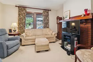 214 Parkside Ave, Pittsburgh, PA 15228 - Photo 9