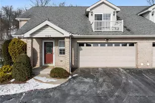 424 Scarletview Ct, Monroeville, PA 15146 - Photo 1