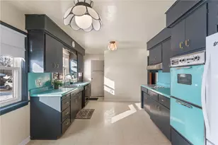 738 Addis, New Castle, PA 16101 - Photo 13