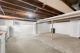 738 Addis, New Castle, PA 16101 - Photo 41