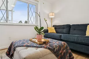 842 Garlow Blvd, Pittsburgh, PA 15239 - Photo 5