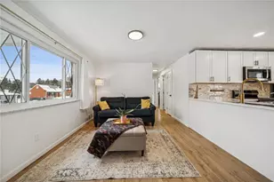 842 Garlow Blvd, Pittsburgh, PA 15239 - Photo 3