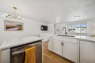 842 Garlow Blvd, Pittsburgh, PA 15239 - Photo 9