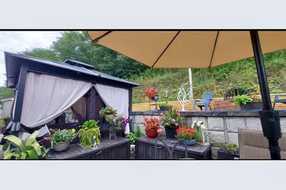 212 Rustic Ridge Ln, Summit Township, PA 16002 - Photo 7