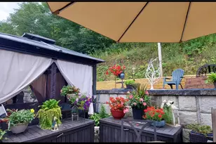 212 Rustic Ridge Ln, Summit Township, PA 16002 - Photo 7