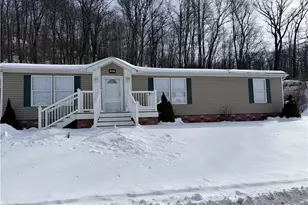 212 Rustic Ridge Ln, Summit Township, PA 16002 - Photo 1