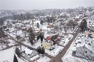 1701 Leolyn St, Pittsburgh, PA 15210 - Photo 27