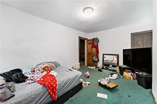 1701 Leolyn St, Pittsburgh, PA 15210 - Photo 11