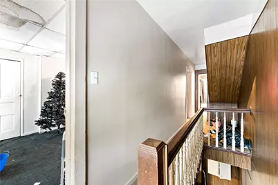 1701 Leolyn St, Pittsburgh, PA 15210 - Photo 9