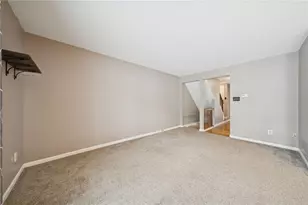 72 Hennig Dr, Pittsburgh, PA 15236 - Photo 5