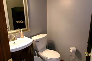 520 Royalty Dr, Uniontown, PA 15401 - Photo 13