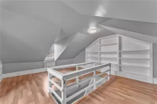 375 1/2 Main St, Pittsburgh, PA 15201 - Photo 11