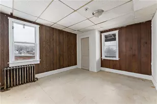 329 14th St, Ambridge, PA 15003 - Photo 11