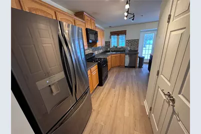 280 Broadstone Dr, Adams Township, PA 16046 - Photo 7